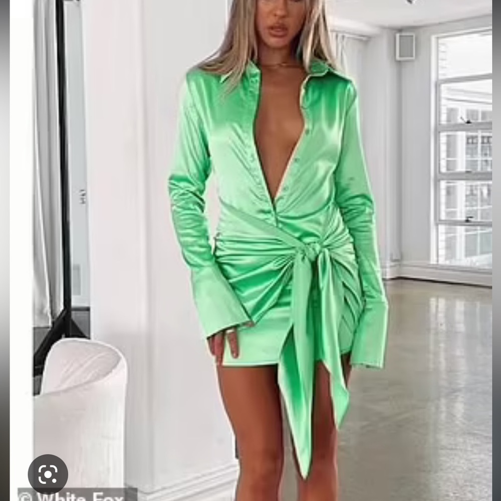 NWT WHITEFOX ON THE SCREEN LIME MINI DRESS